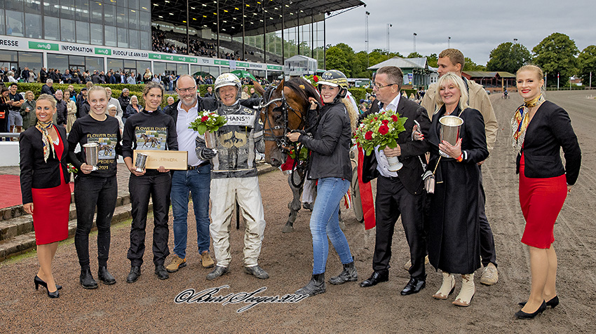 Flower Dust sæsondebuterer Trav Charlottenlund