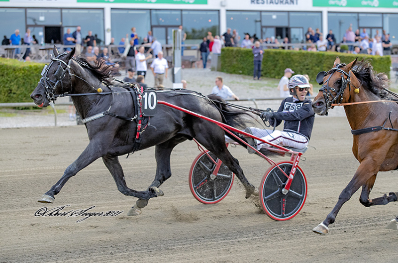 Danske sejre i udlandet FOREVER_SHADOW_S2_5733
