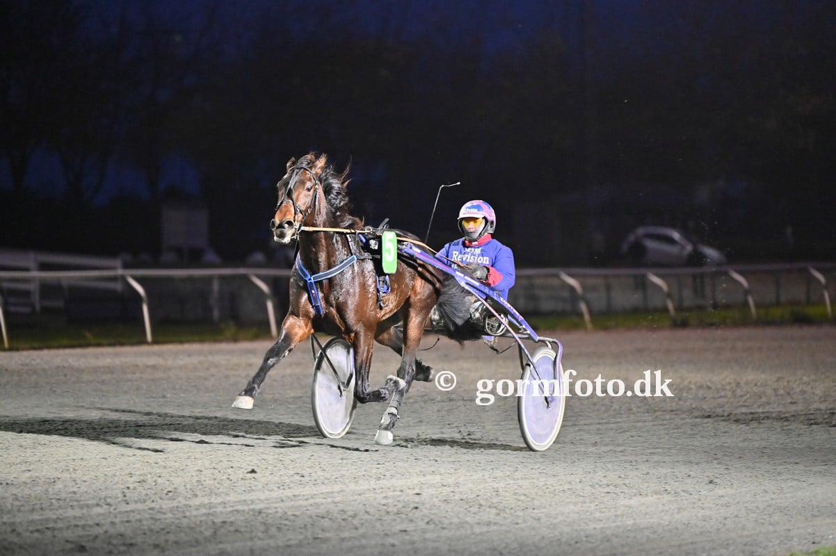 Glad Nock fortsætter med at imponere 256881616_2090292581146061_4399752676818225489_n