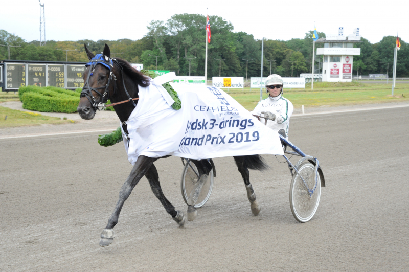 E Type Cash til Flemming Jensen e tYPE CASH