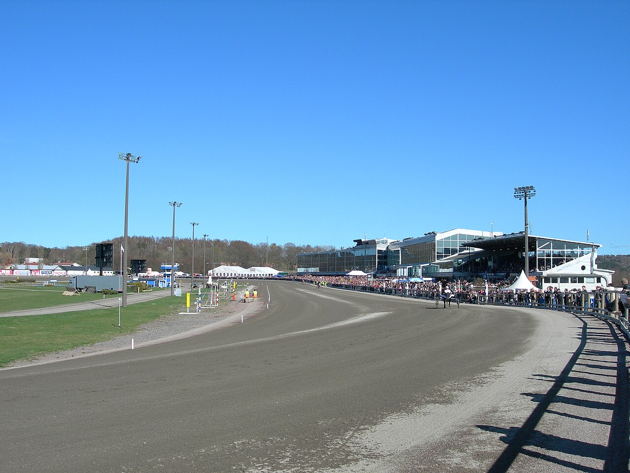 Aabytravet 03