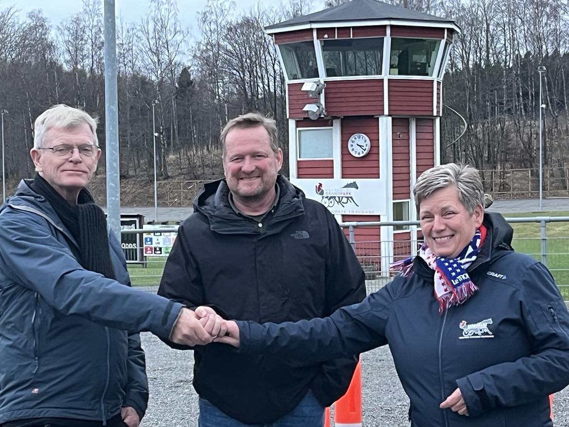 Egon Jensen, Morten F. Q. Iversen og Charlotte Berg 101224