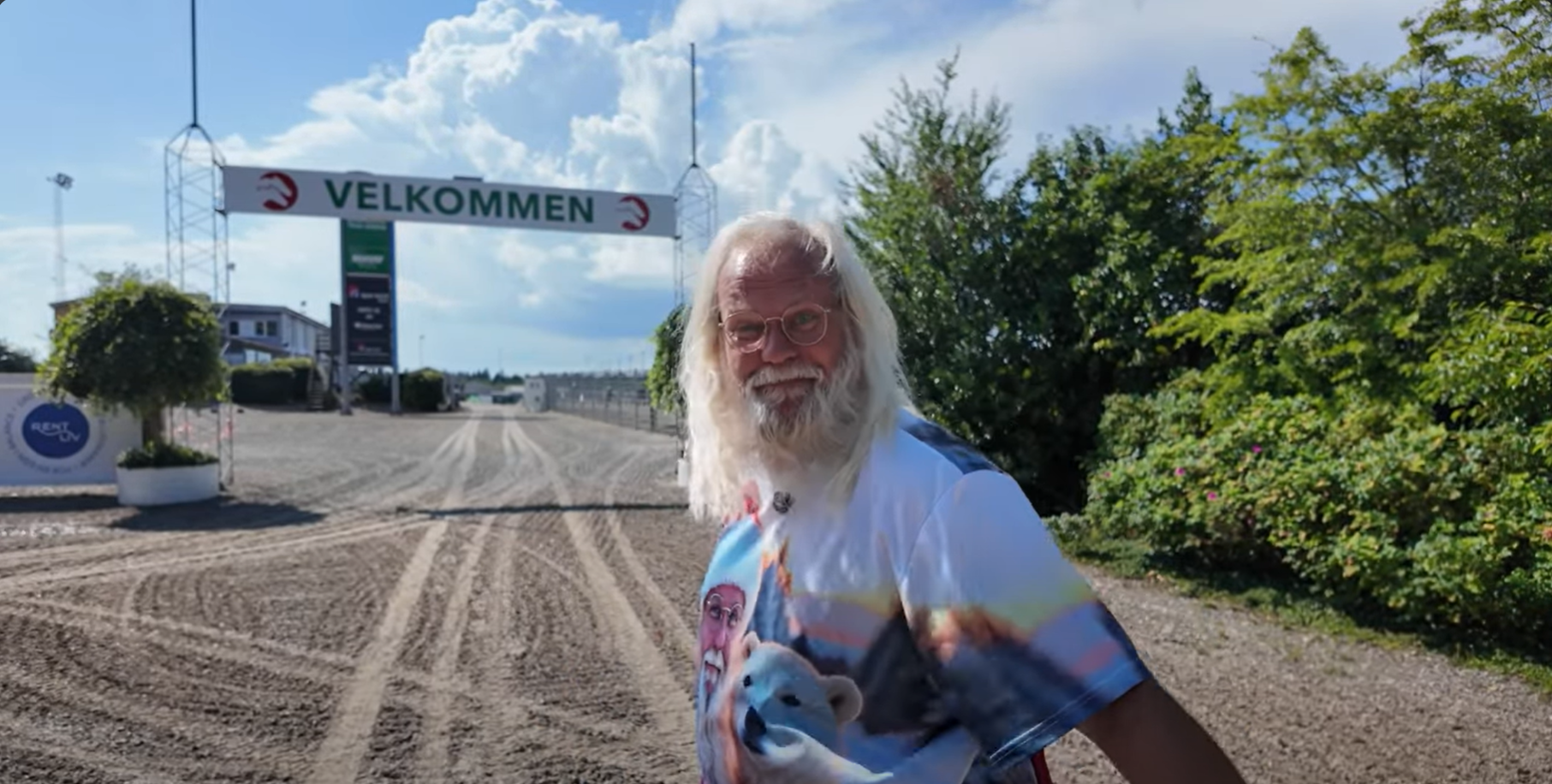 Julle på travbanen – Effektiv PR i fokus Skærmbillede 2025-08-09 230813